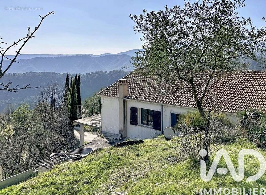 Photo 2 - Maison à LUCERAM