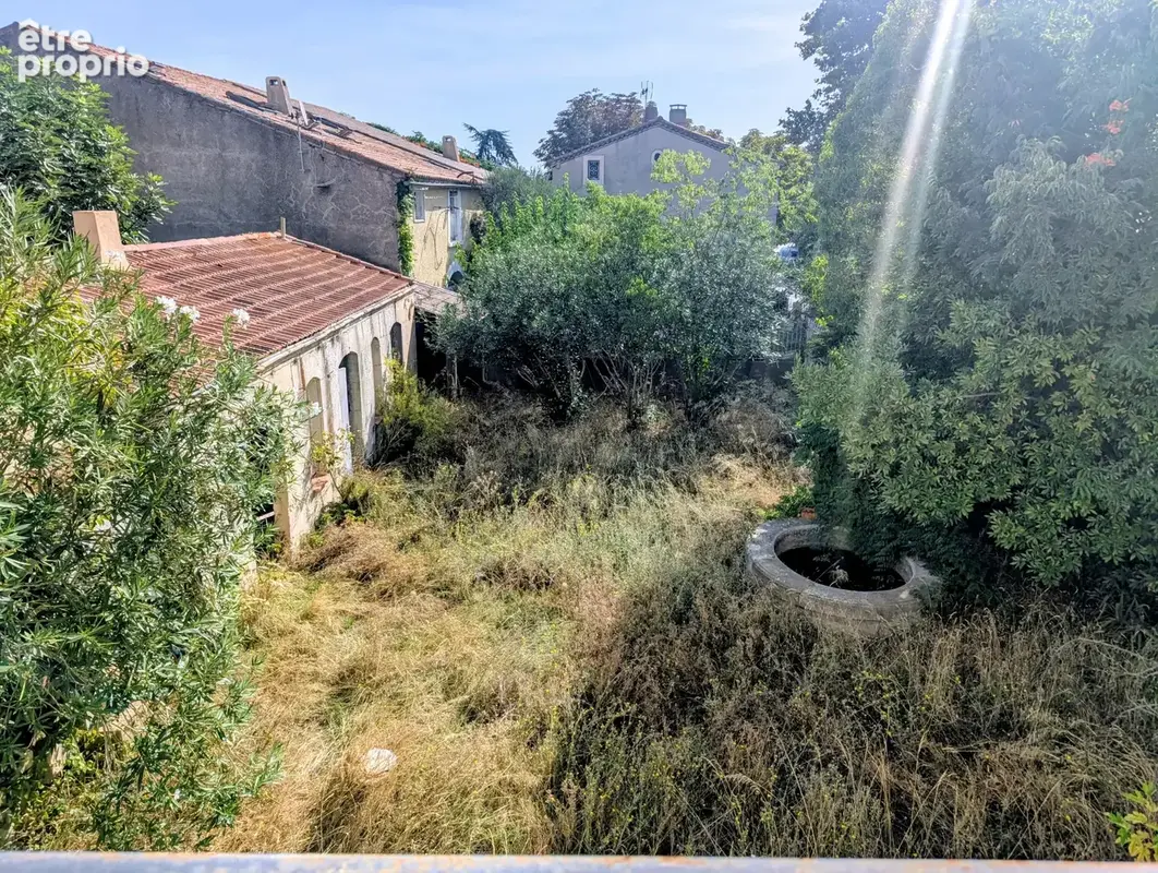 Ginestas   demeure de 320 m2 avec grenier de plus de 150 m2, jardin et dépendance - photo 10