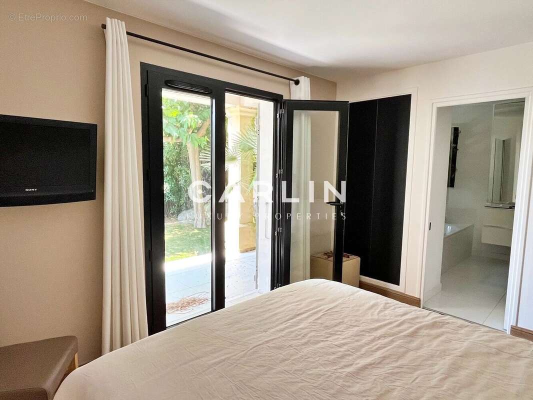 Villa 4 chambres, vue mer, Gigaro - photo 13