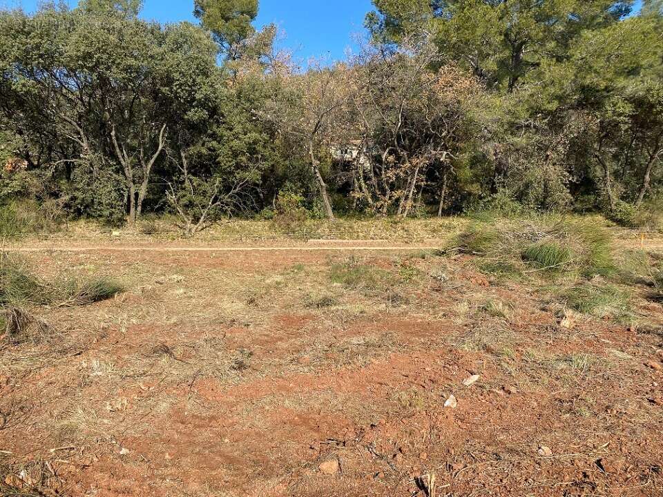 Terrain à PUGET-VILLE