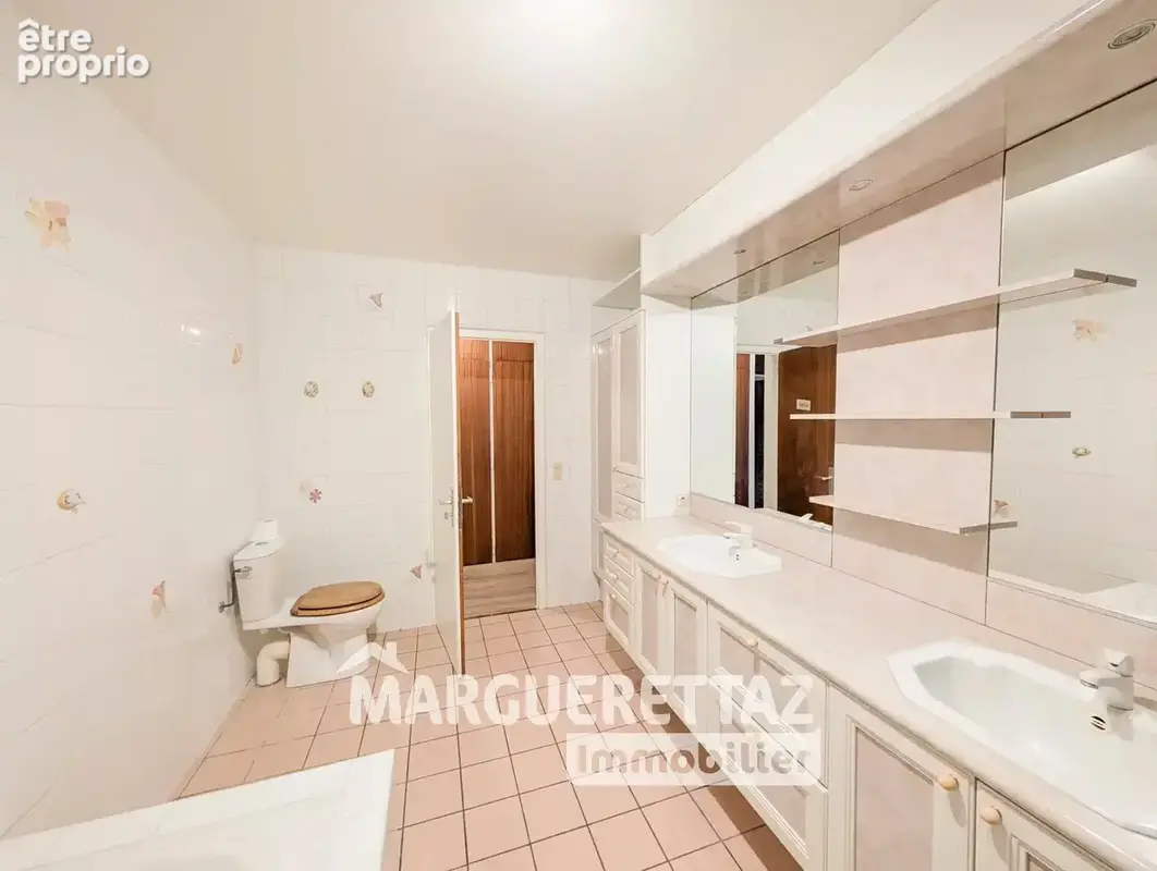 Villa 214m² sur 2929m² de terrain - Marignier - photo 17