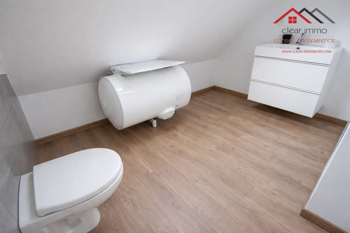 Appartement entièrement rénové avec 2 places de stationnement - photo 6