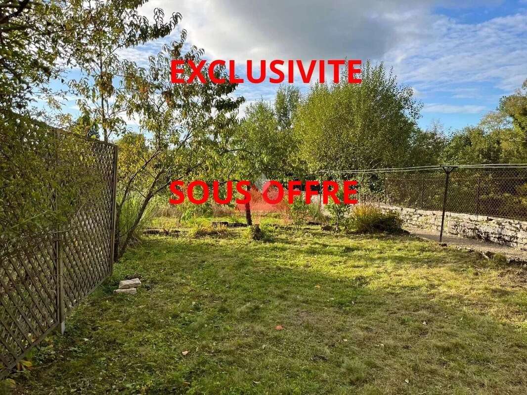 Appartement à CLAIRVAUX-LES-LACS