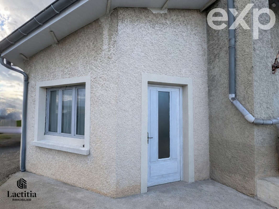 Commerce à SAINT-GEORGES-D'ESPERANCHE