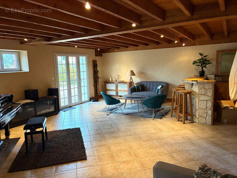 LE THOULT TROSNAY (51) à vendre superbe corps de ferme restauré sur un terrain clos de plus de 8600 m2 avec étang - photo 11