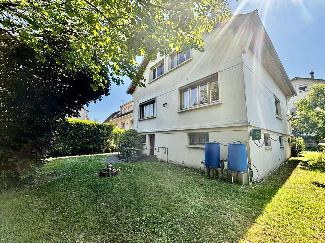 Maison à SARTROUVILLE