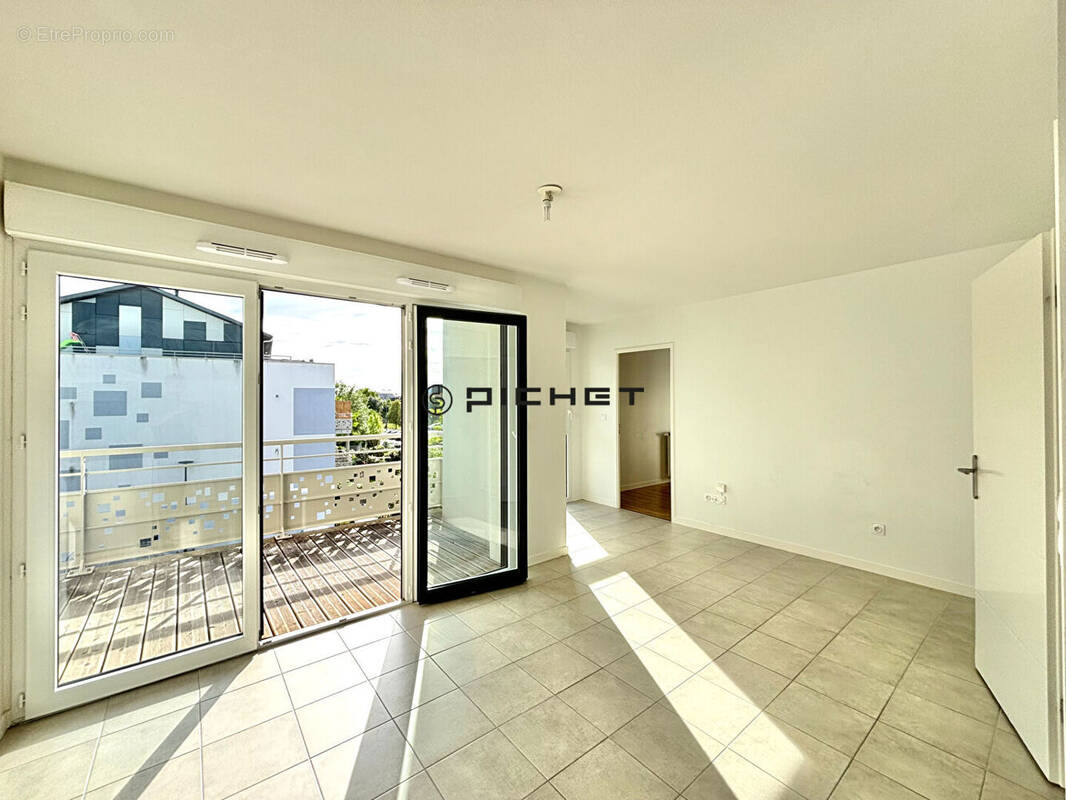 Appartement à THOUARE-SUR-LOIRE