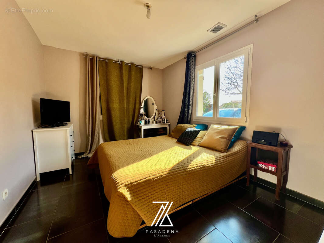 Vente Villa / Maison T5 Contemporaine avec Piscine et Triple Terrasse   Juvignac / Montpellier - photo 7