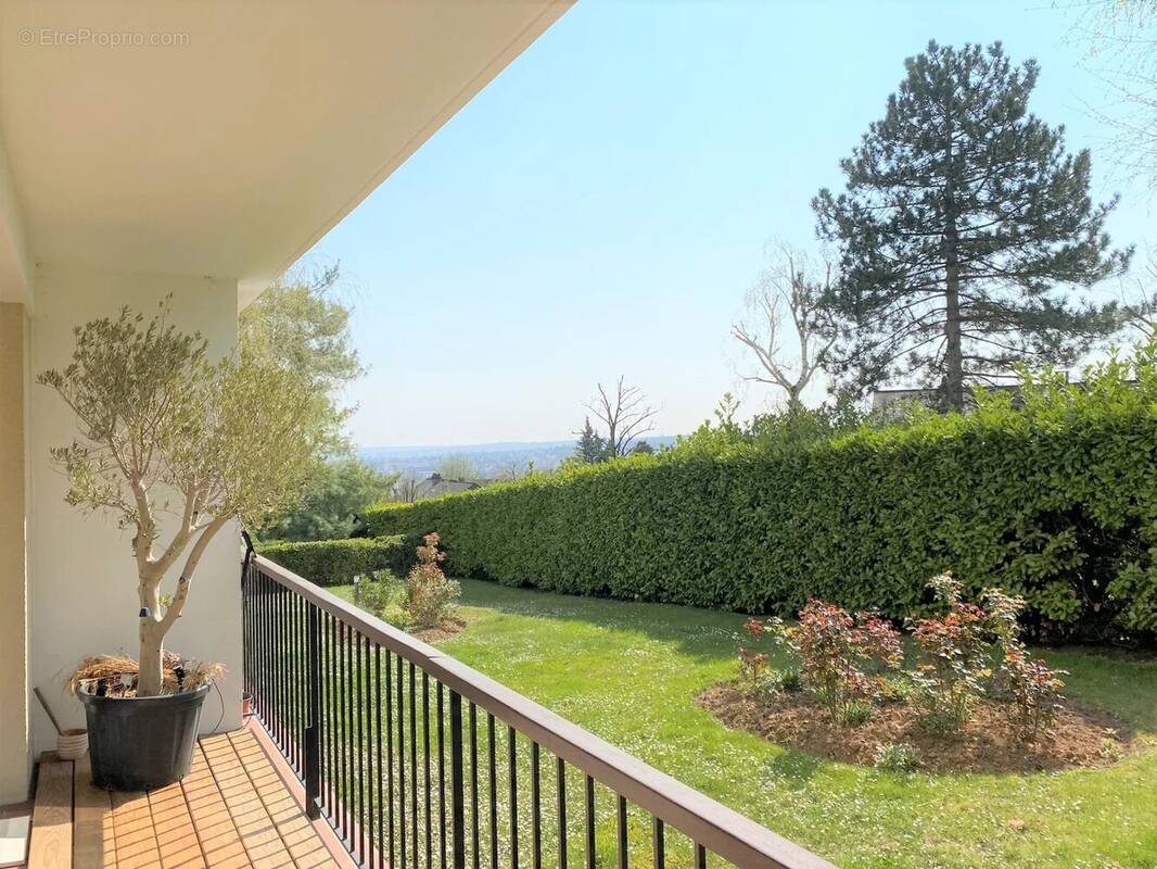 Appartement à CHAMBOURCY