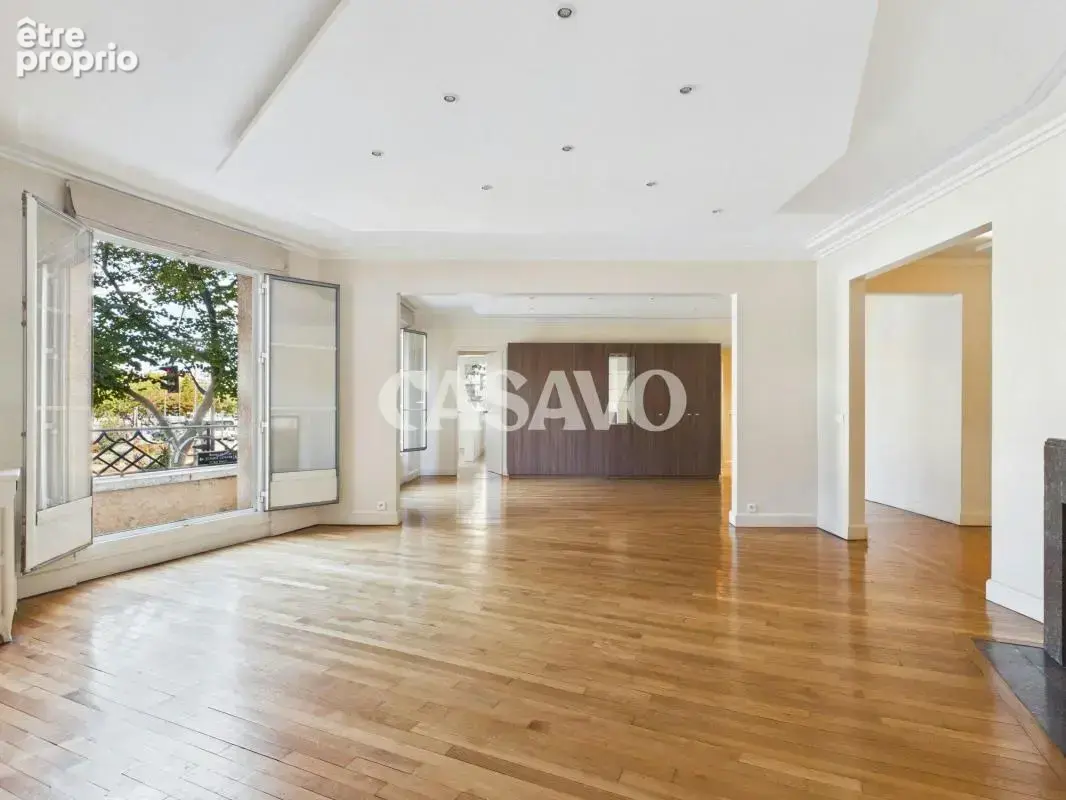 Vente Appartement 6 pièces de 167m² - 75015 Paris - photo 2