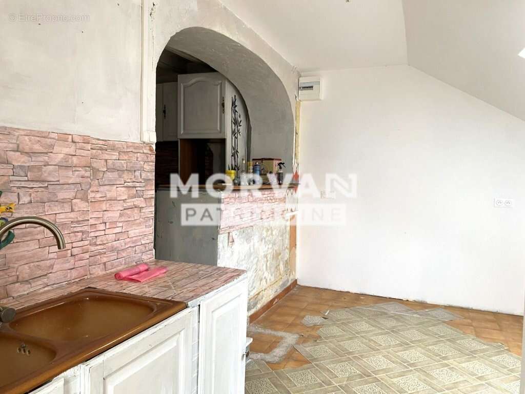 Maison à BILLY-CHEVANNES