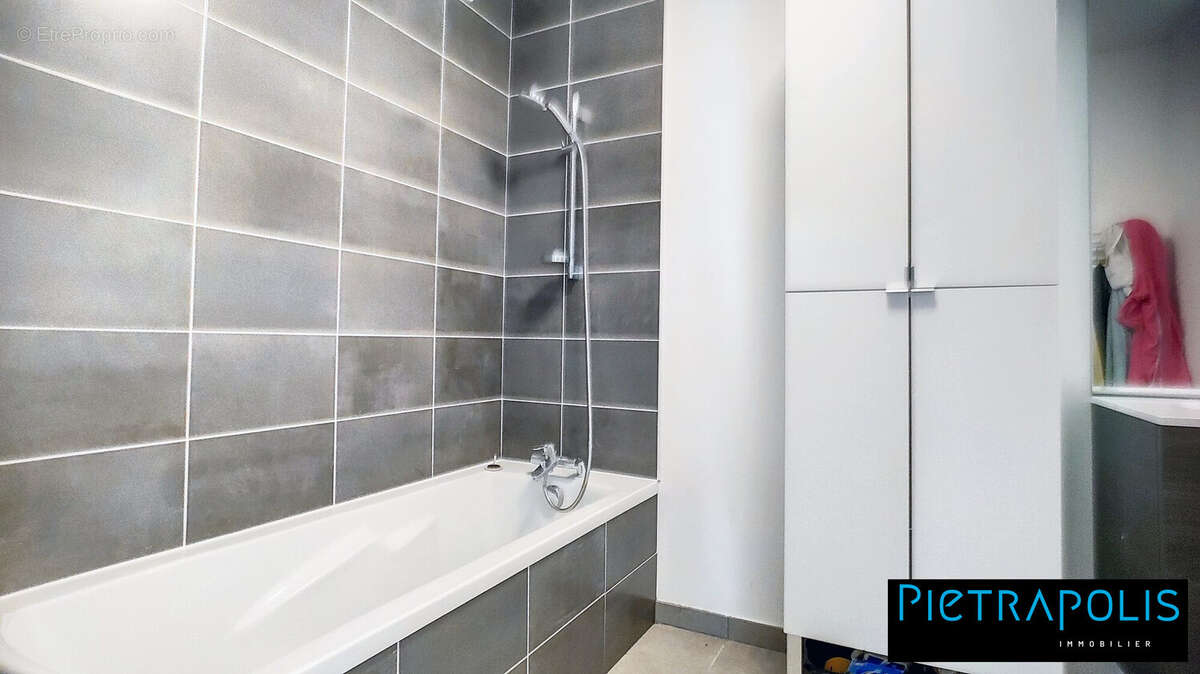 Appartement à VAULX-EN-VELIN