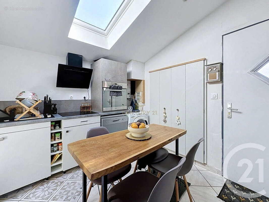 Maison 29 m² à Vienne  - photo 2