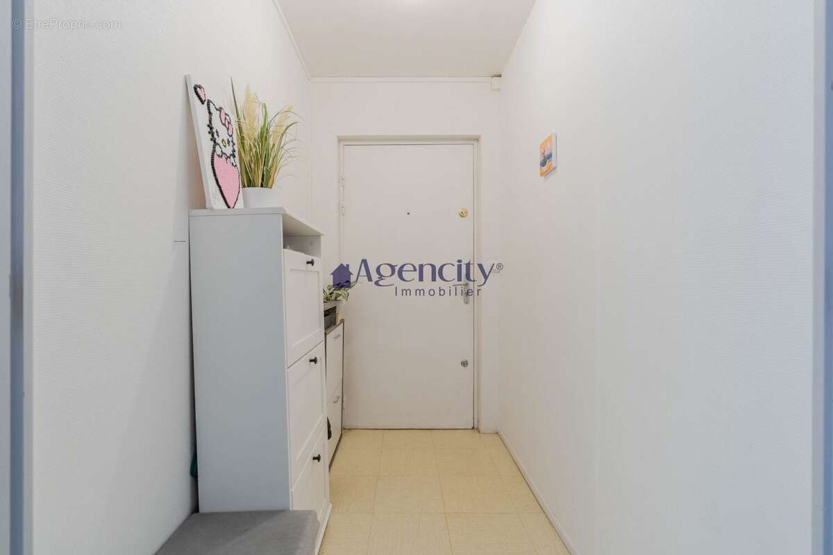 Appartement à LOGNES