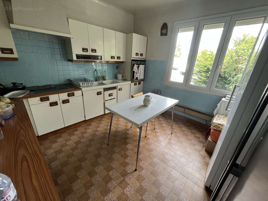 Maison à PARAY-VIEILLE-POSTE