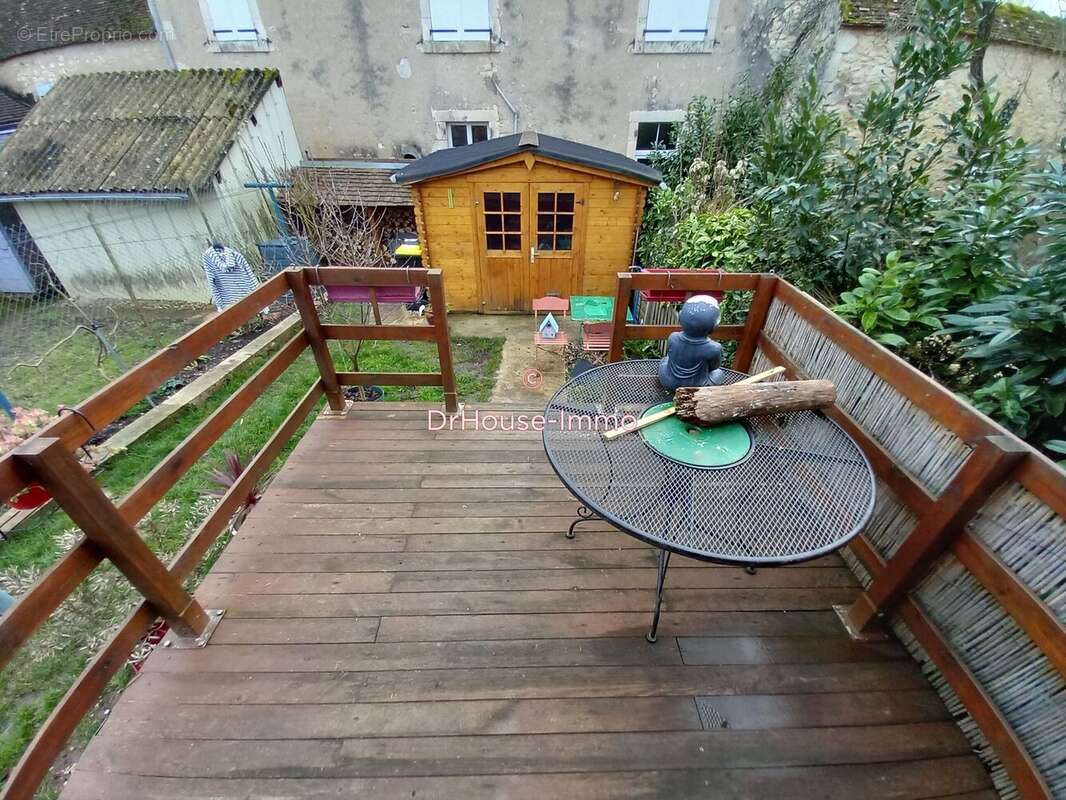 Maison à RUFFEC