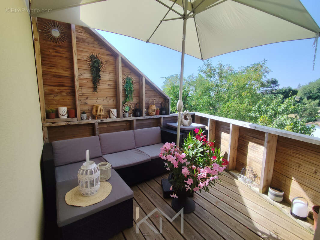 Appartement à ITEUIL