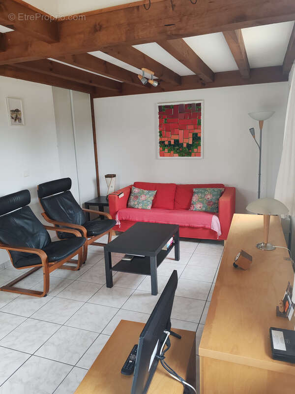 Appartement à SAINT-JULIEN-EN-BORN