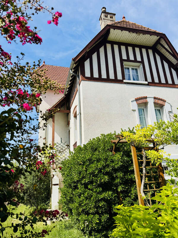 Maison à MONTARGIS