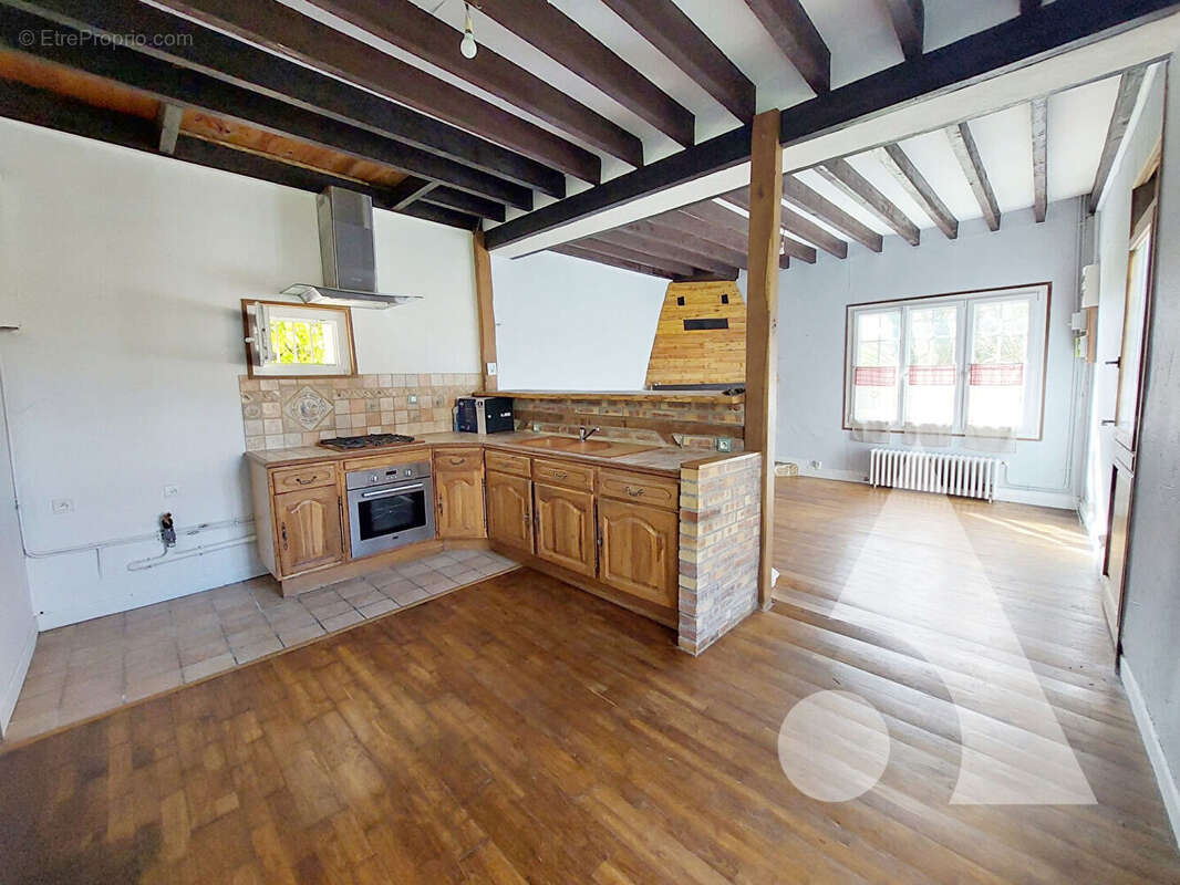 Maison à PIERREFONDS