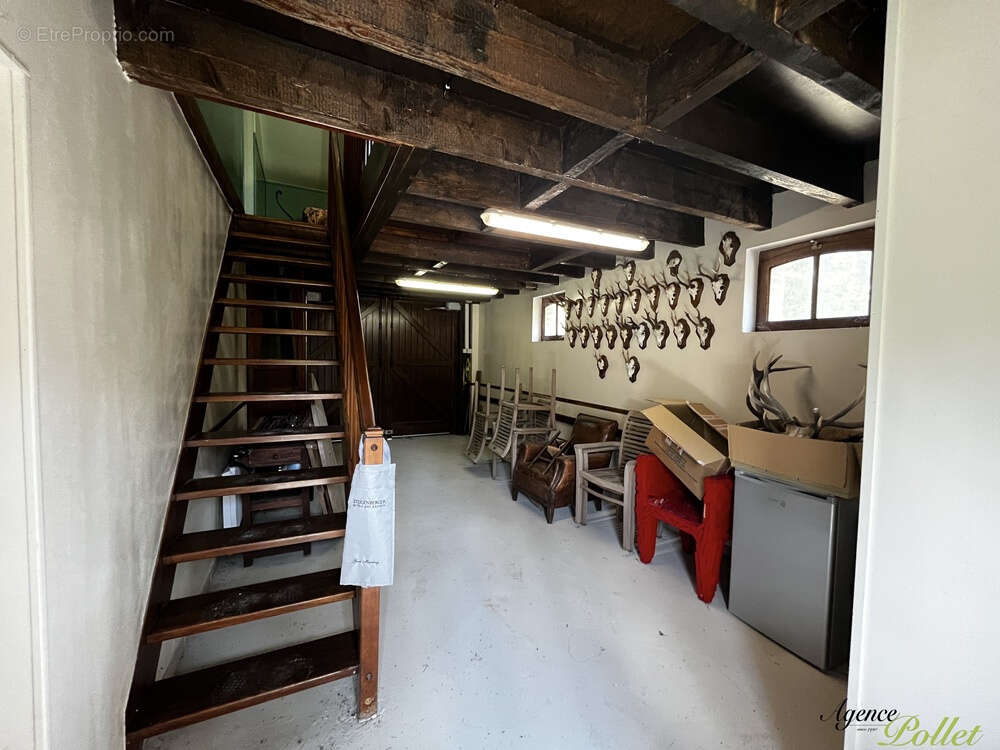 Maison à BRINON-SUR-SAULDRE