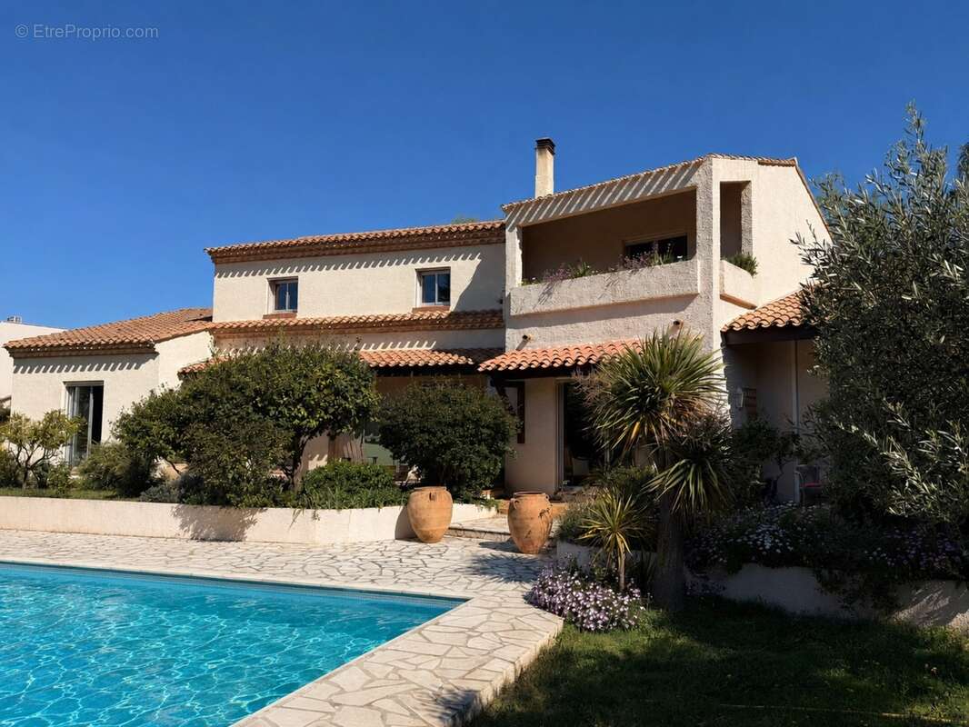 Une propriété introuvable : 2 159 m² de jardin privé au cœur de narbonne - photo 4