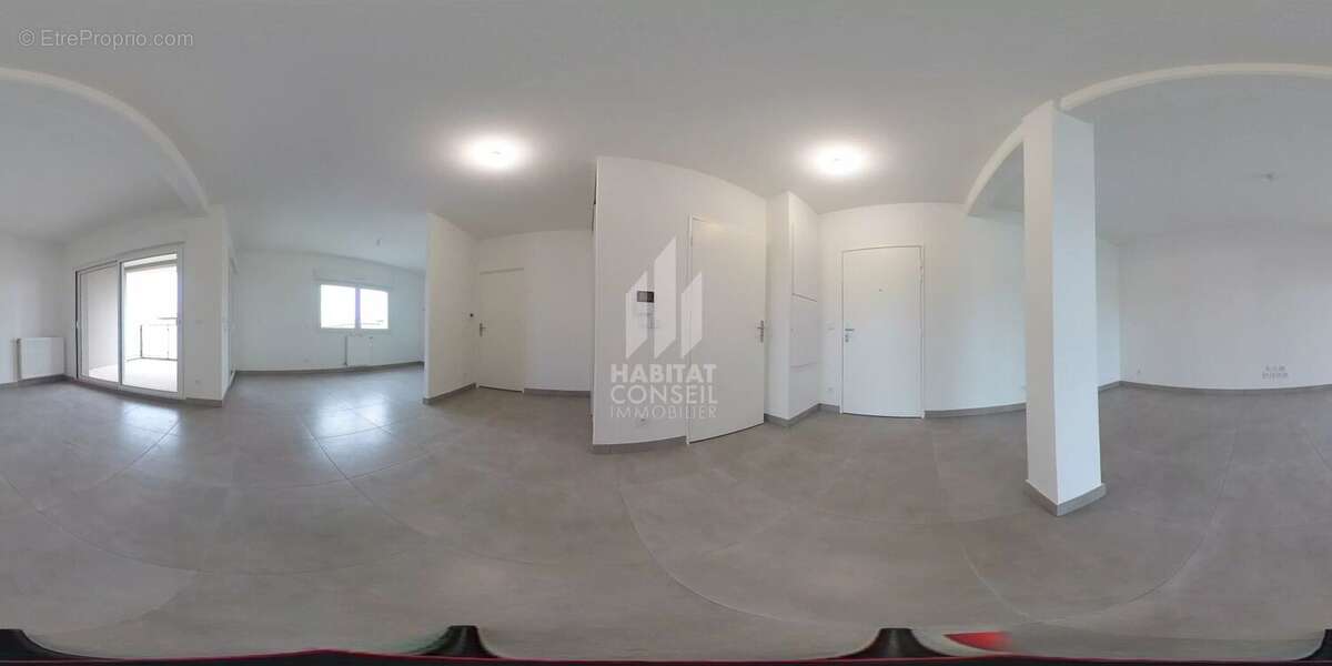 Appartement à BOURGOIN-JALLIEU