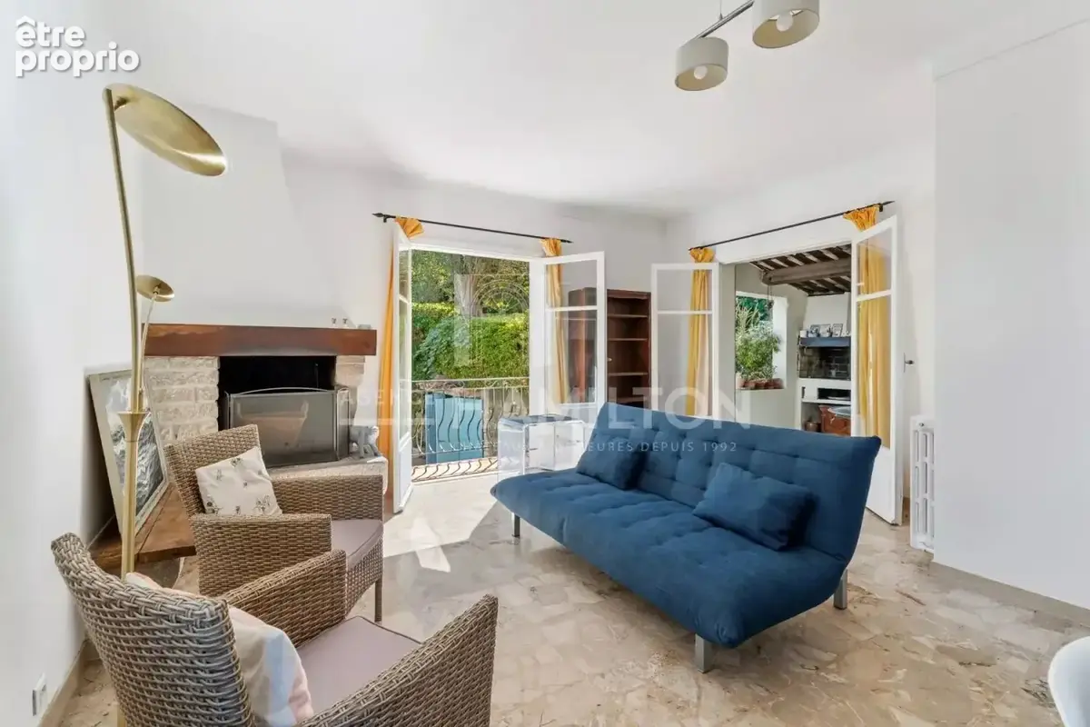 Exclusivité : Charmante villa à pied du village de Biot - photo 5