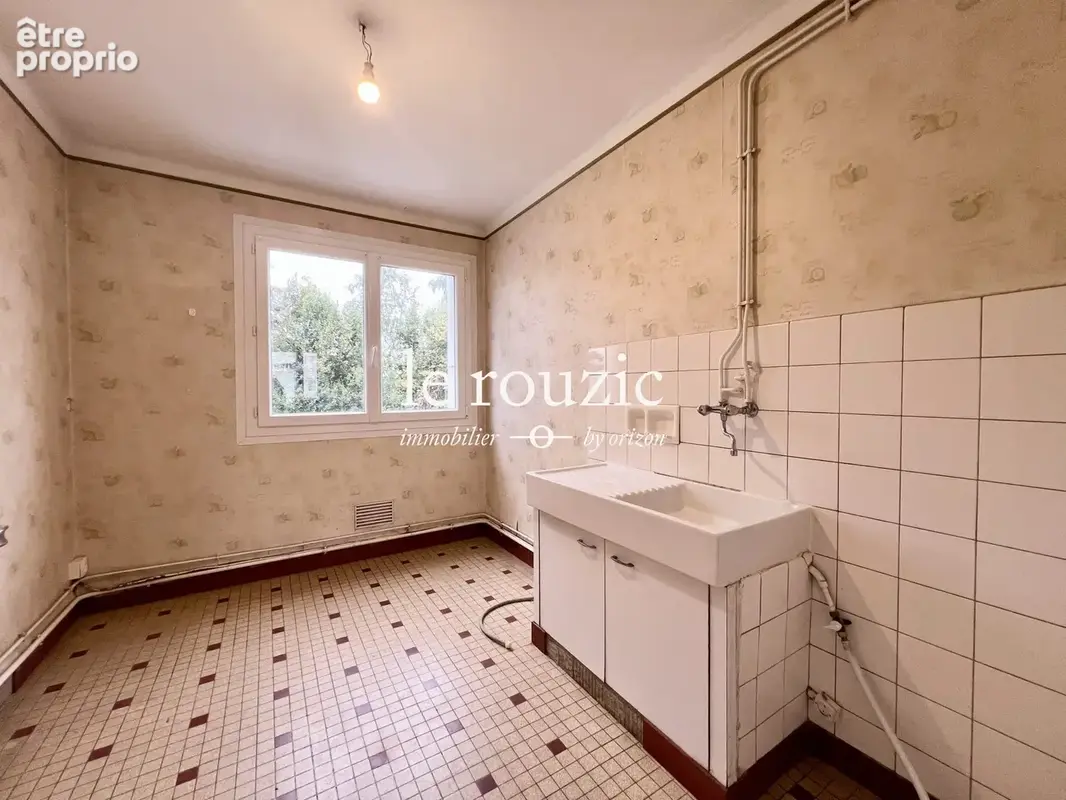 Appartement 4 pièces 66 m² à vendre à Lorient (56100) - photo 2