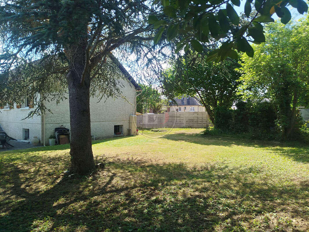 Maison à LA COUTURE-BOUSSEY