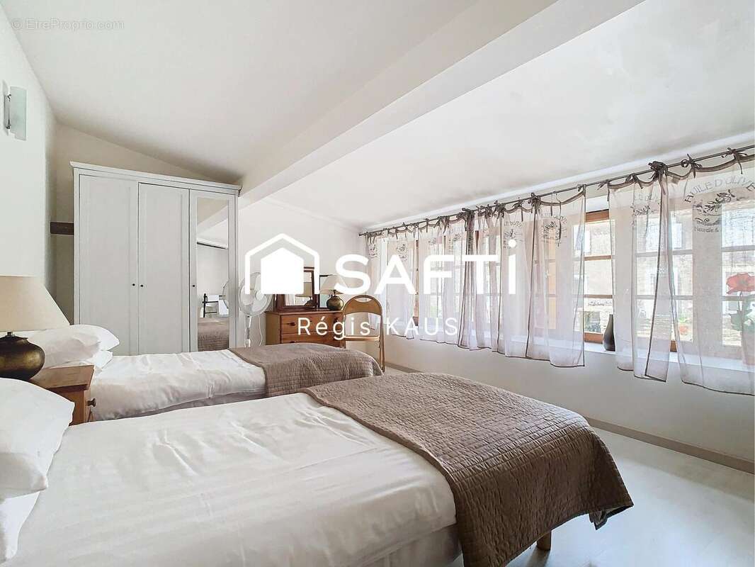 Photo 5 - Maison à LA CHAPELLE-THEMER