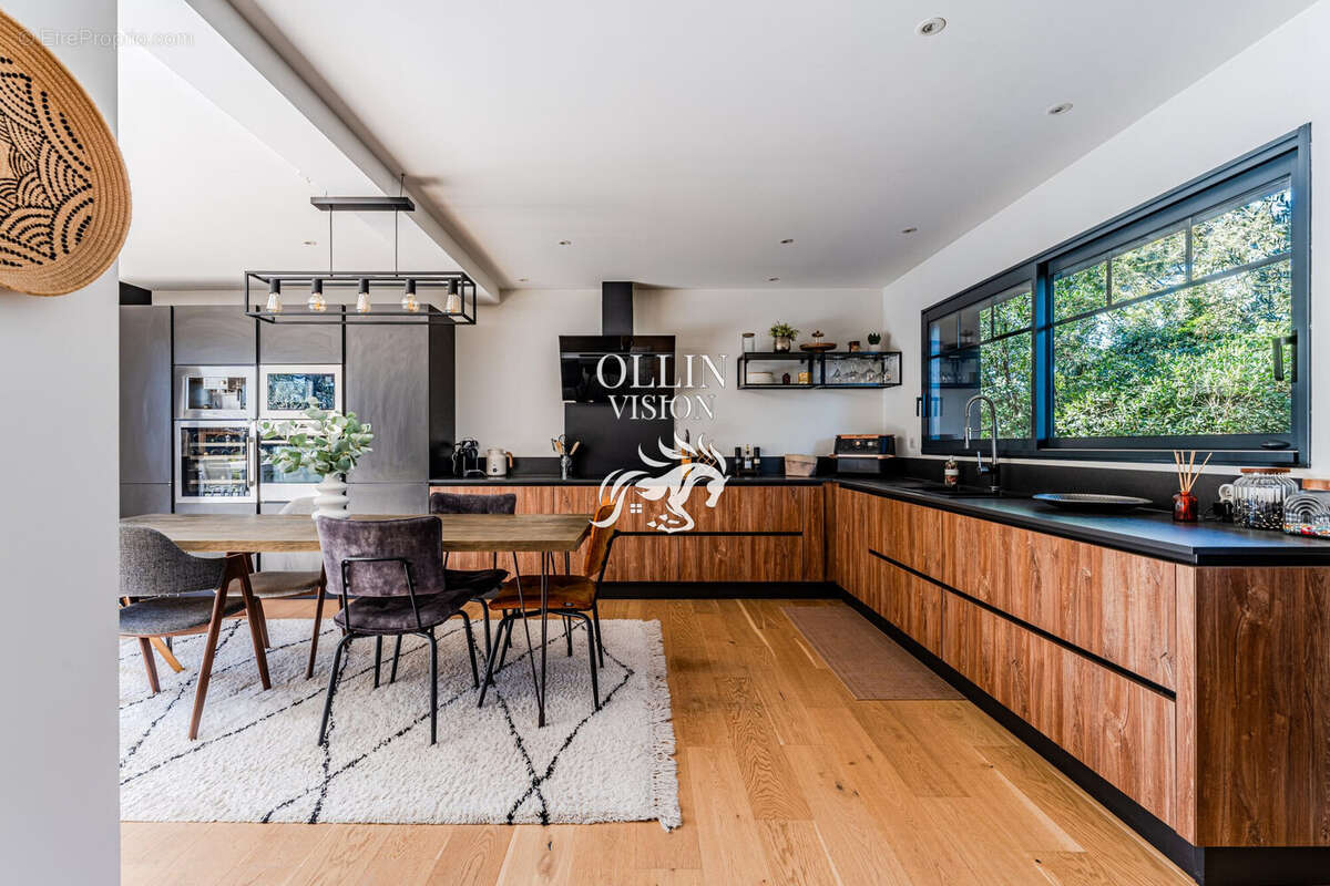 Maison à LE BOUSCAT