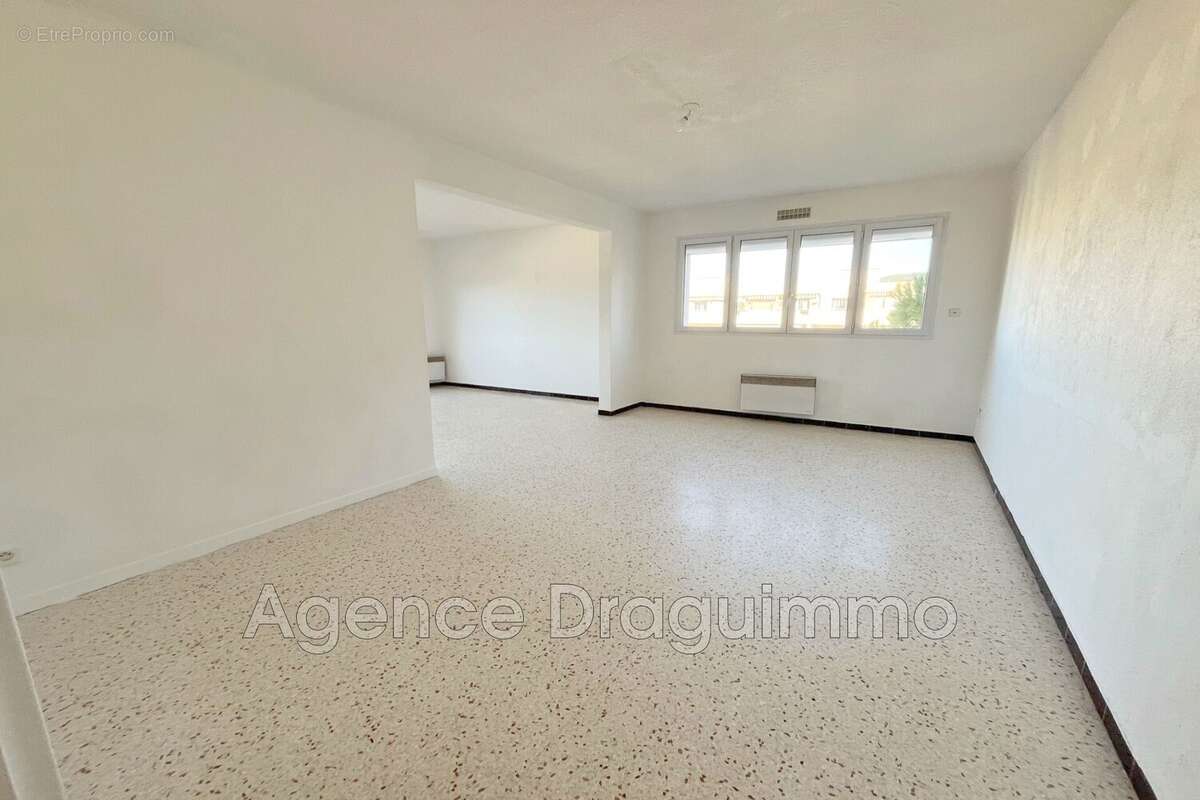 Appartement à DRAGUIGNAN