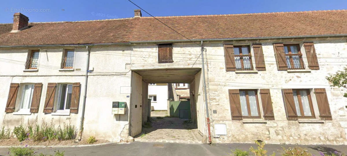 Maison à BORNEL