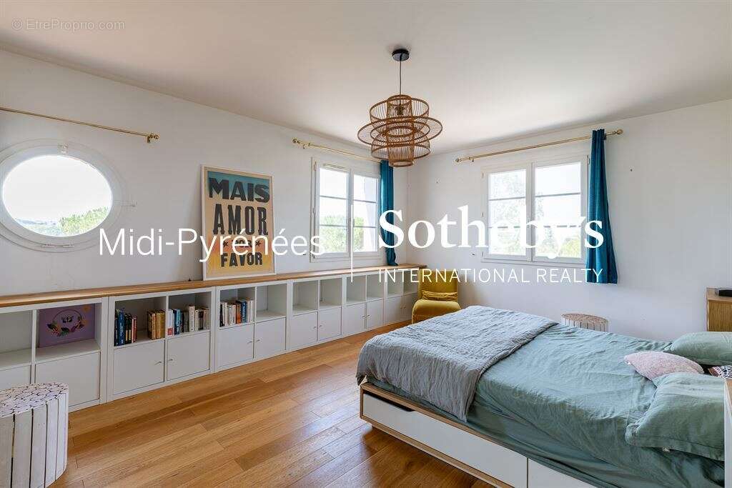 Belle maison de famille+ terrain constructible - photo 16
