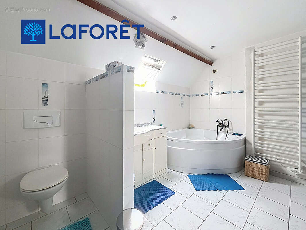 A VENDRE- Maison Malguénac 5 pièce(s) 360 m2 - photo 14