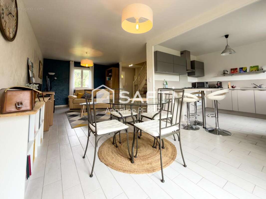 Photo 4 - Maison à VILLENEUVE-LES-SABLONS