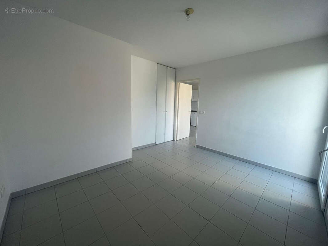 Appartement à JUVIGNAC