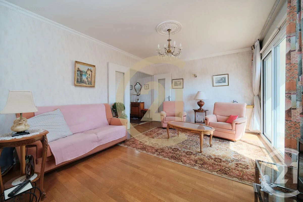 Appartement à LYON-8E