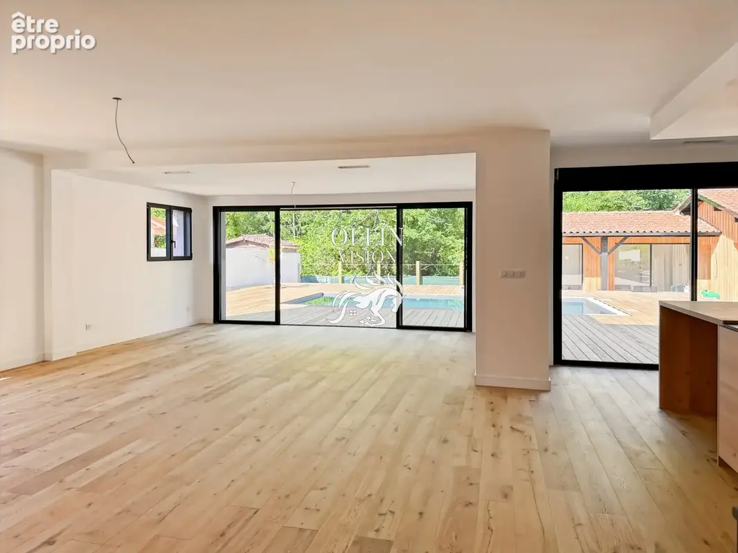 Maison 7 pièces 250 m² à vendre à Gujan-Mestras (33470) - photo 6