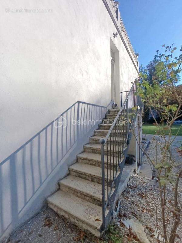 Appartement à SAINT-JEAN-DE-MOIRANS