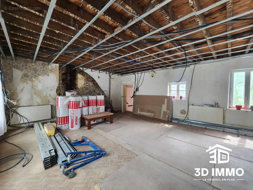 Appartement à AVESNES-SUR-HELPE