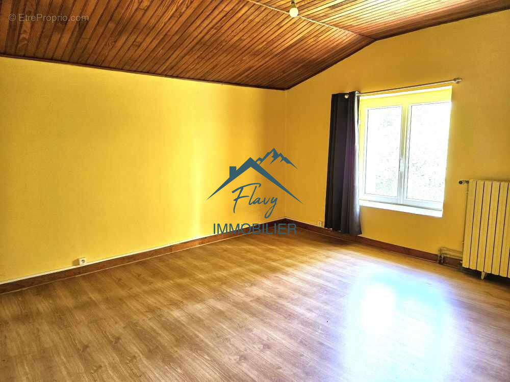 Maison à GRANDVILLERS