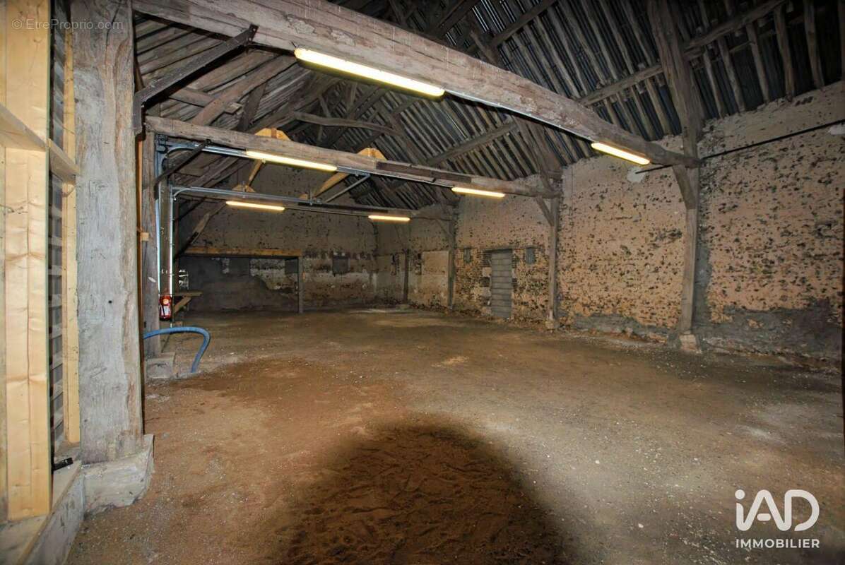 Photo 9 - Appartement à AILLANT-SUR-MILLERON