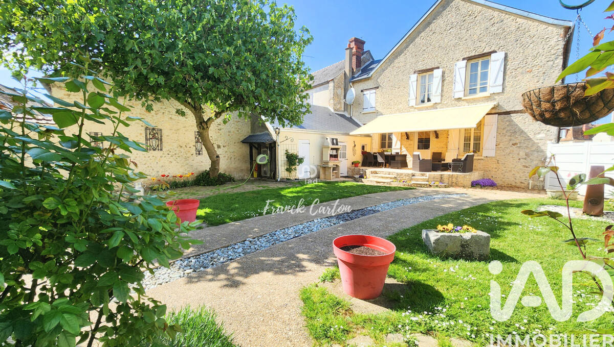 Photo 1 - Maison à AUTHON-LA-PLAINE