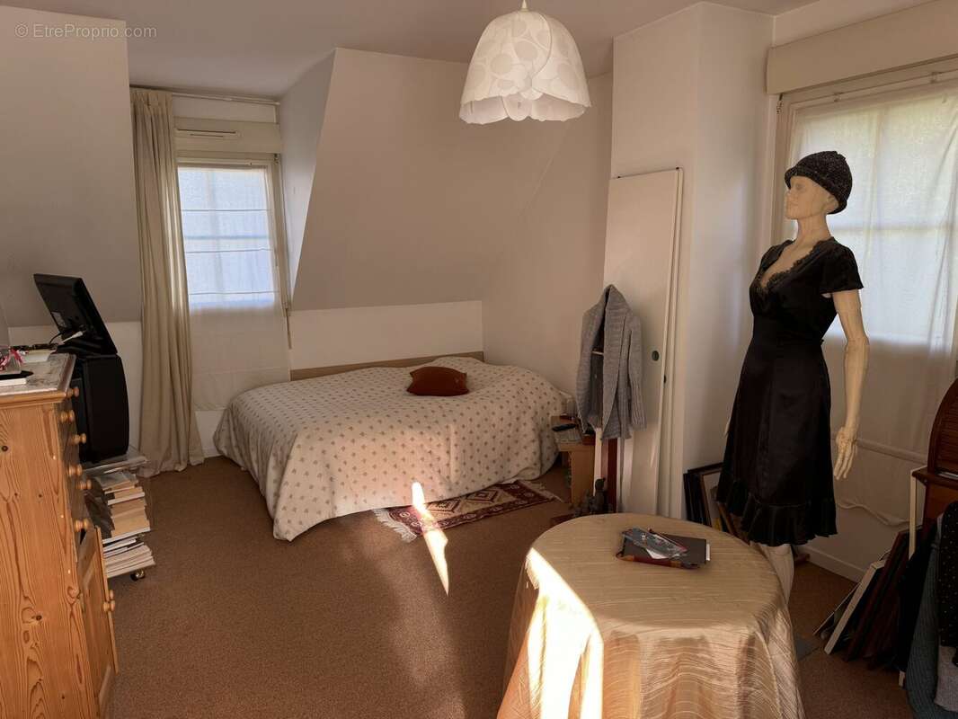 Maison à PONT-L&#039;EVEQUE