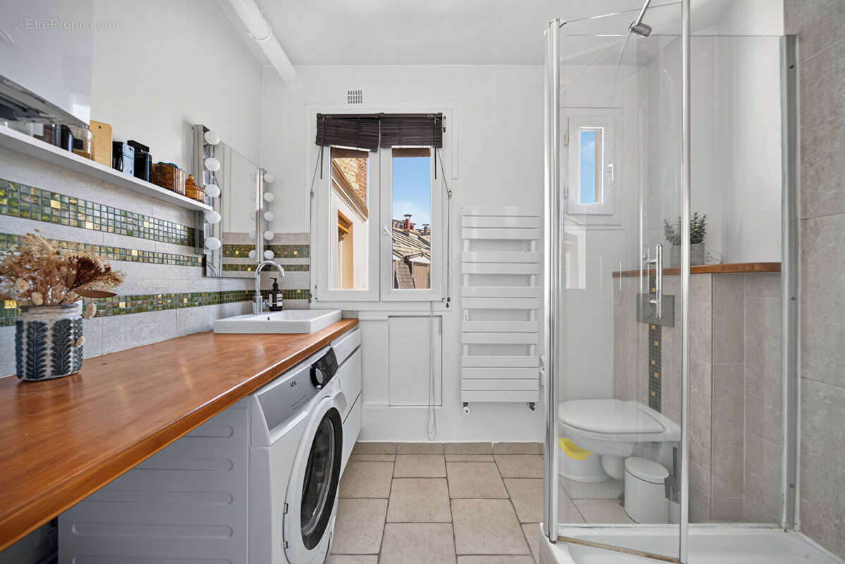 Appartement à PARIS-20E