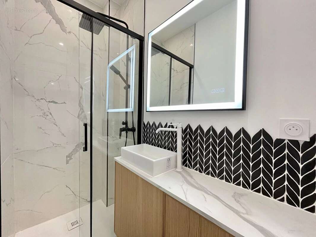 Appartement à CLICHY