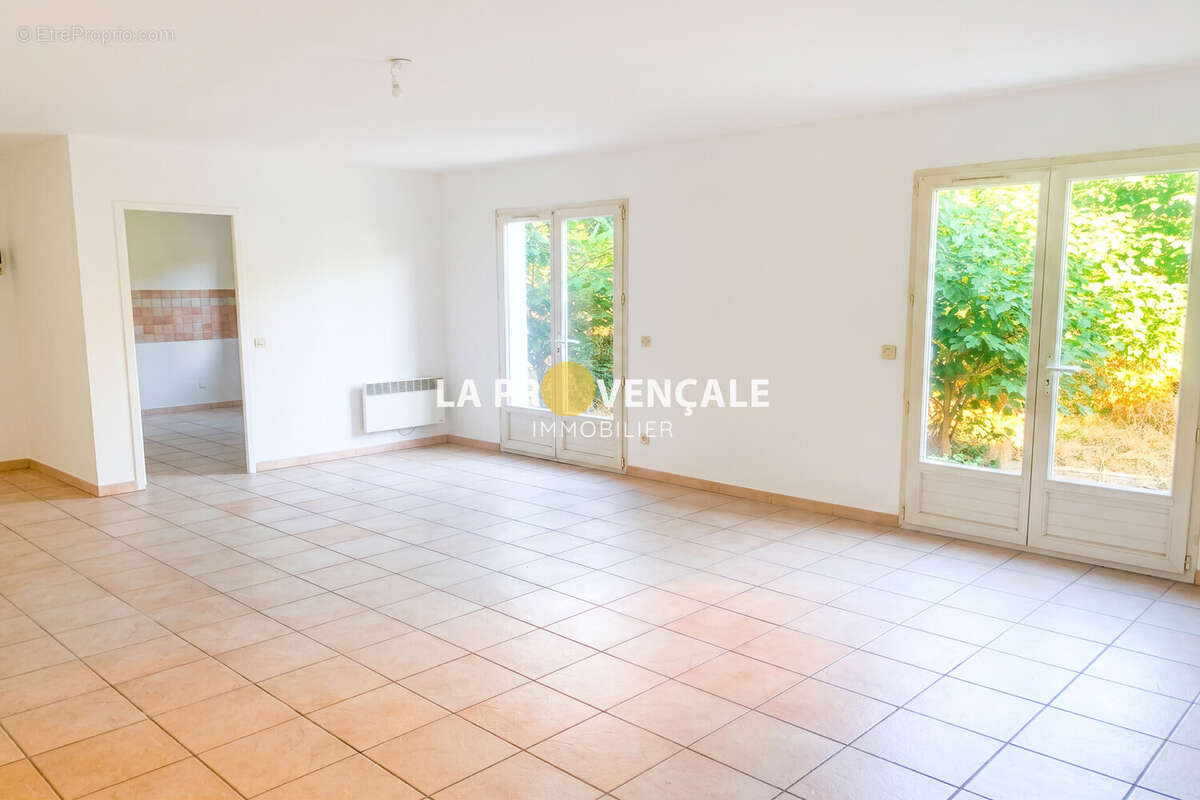 Appartement 86 m² à Fuveau  - photo 5