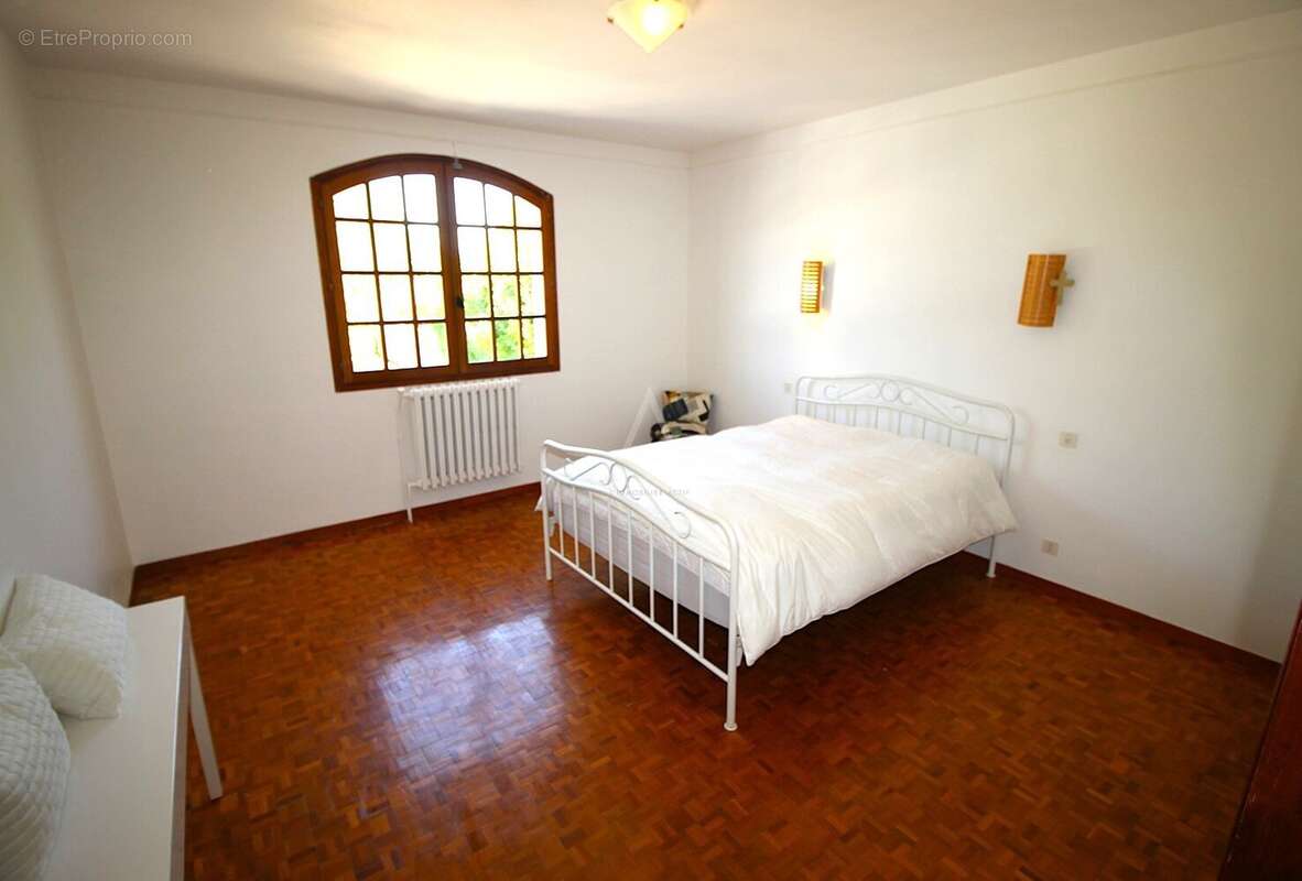 Maison à CASTELSARRASIN